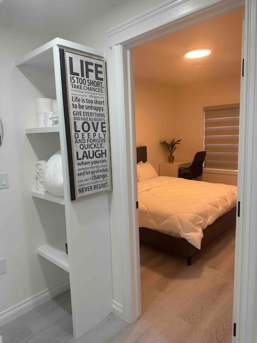 Award Winning Boho Paradise Sunlit Modern Suite Calgary Exterior photo