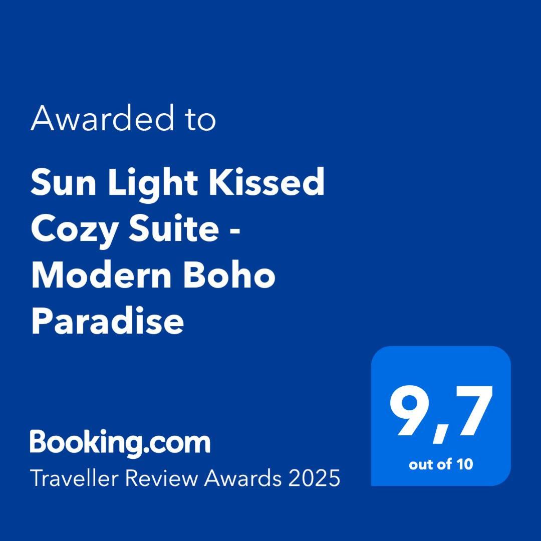 Award Winning Boho Paradise Sunlit Modern Suite Calgary Exterior photo